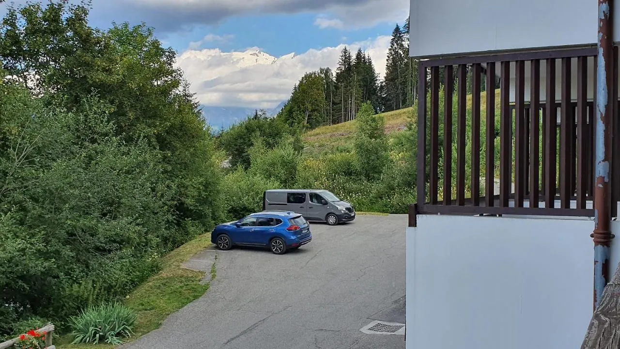 Studio Tout Confort Avec Vue Sur Les Sommets Combloux Apartment